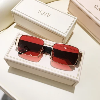 Fashion Vintage Square Punk akiniai nuo saulės Moterys 2020 Prabangus prekės ženklo dizainas Metalinis rėmas Retro raudonas objektyvas Saulės akiniai Atspalviai Moteris S185B