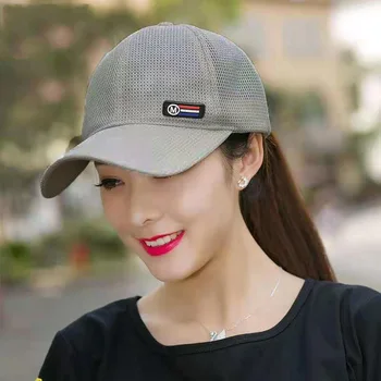 NAUJA greitai džiūstanti skrybėlė Vyrai Pavasario vasaros lauko sportas kvėpuojanti moteriška korėjietiška paprastos perforuotos tinklinės beisbolo kepuraitės versija